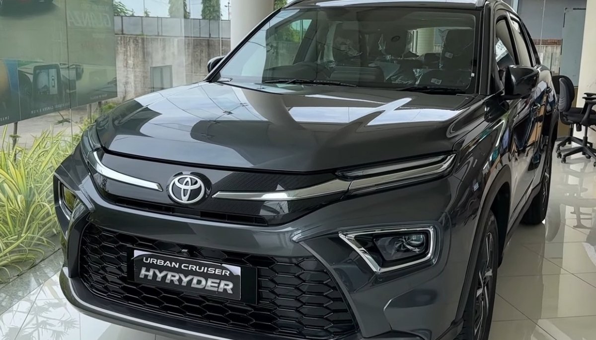 Toyota Hyryder Mini Fortuner Car