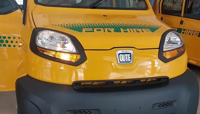 Bajaj Qute RE60 Car 