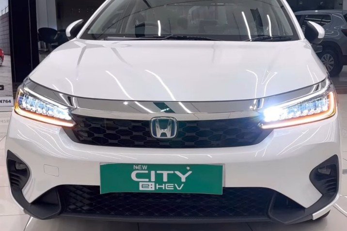 Honda City Hybrid eHEV Car 