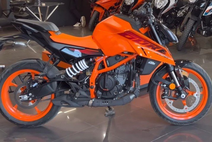 KTM Duke 390 Bike