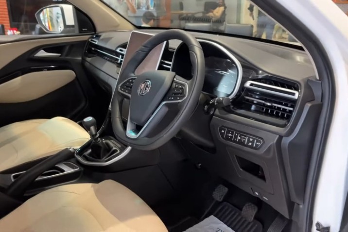 MG Hector
