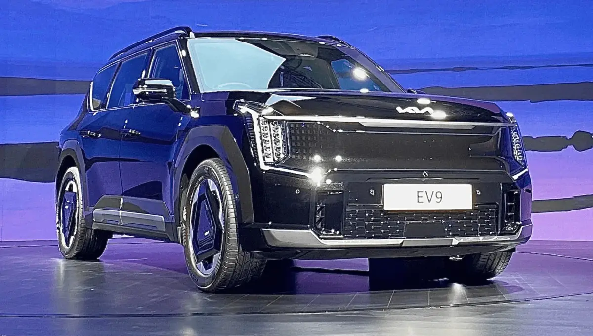 2025 New Kia Syros Car