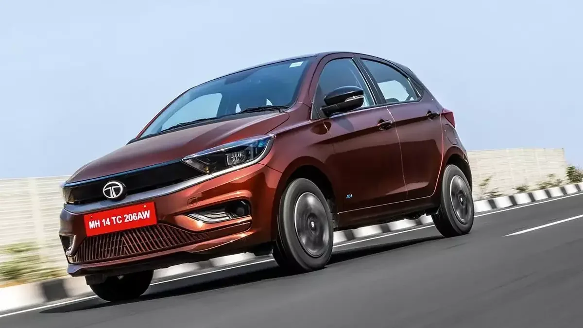 2025 tata tiago car