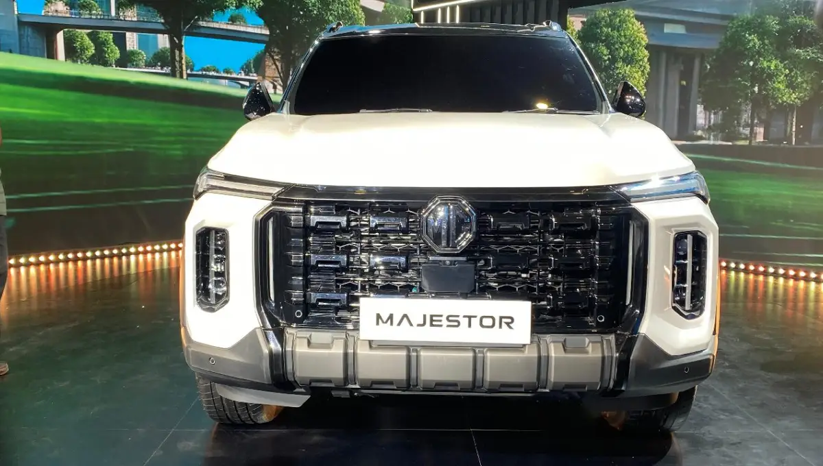 2025 MG Majestor Car