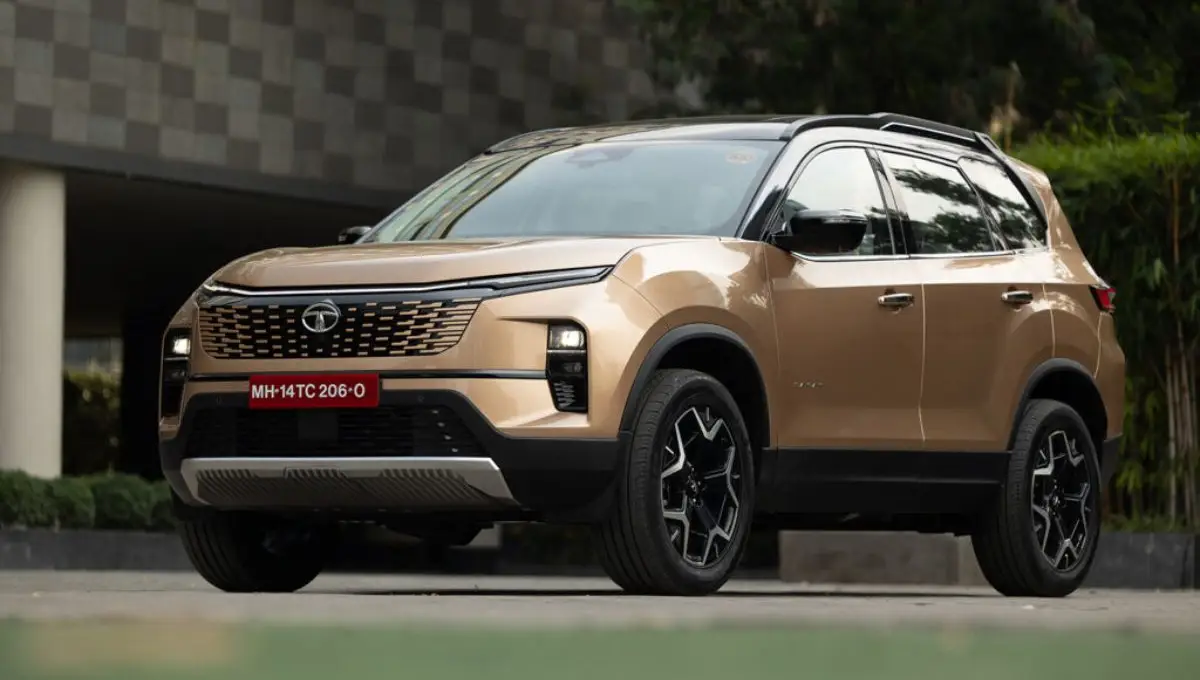 2025 New Tata Safari EV Car
