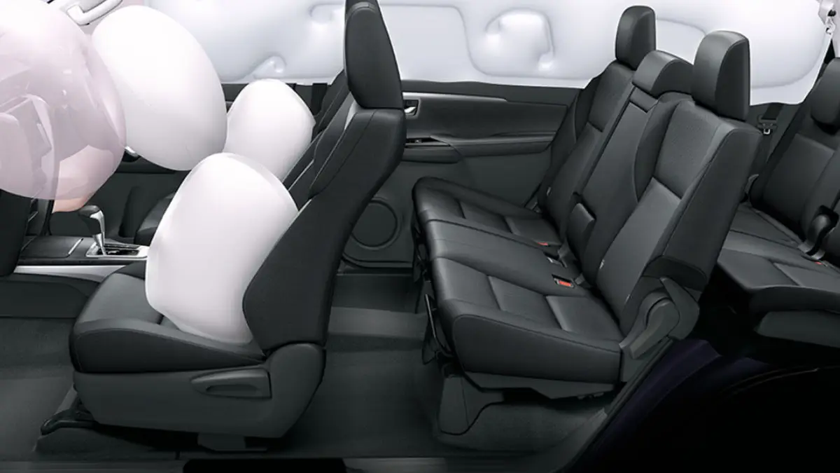 2025-toyota-fortuner-car