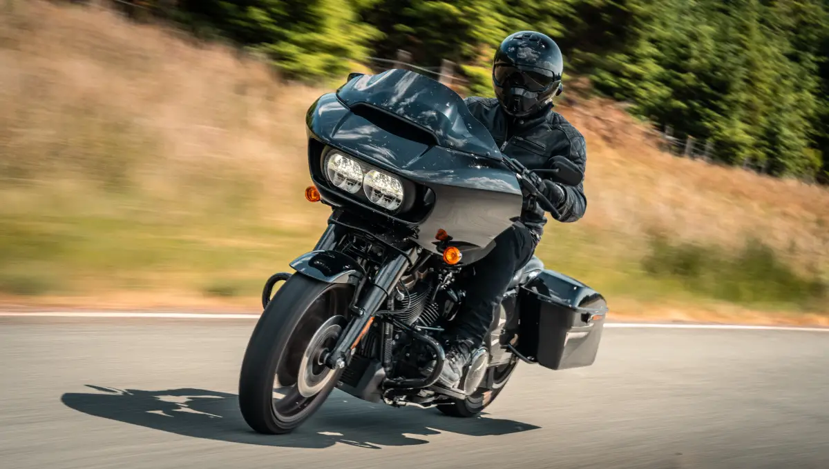 Harley Davidson Street Glide Special Bike