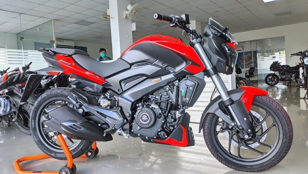 bajaj dominar 250