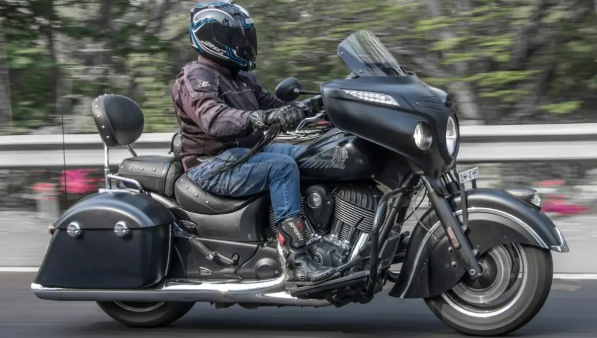 Indian Chieftain Dark Horse Bike