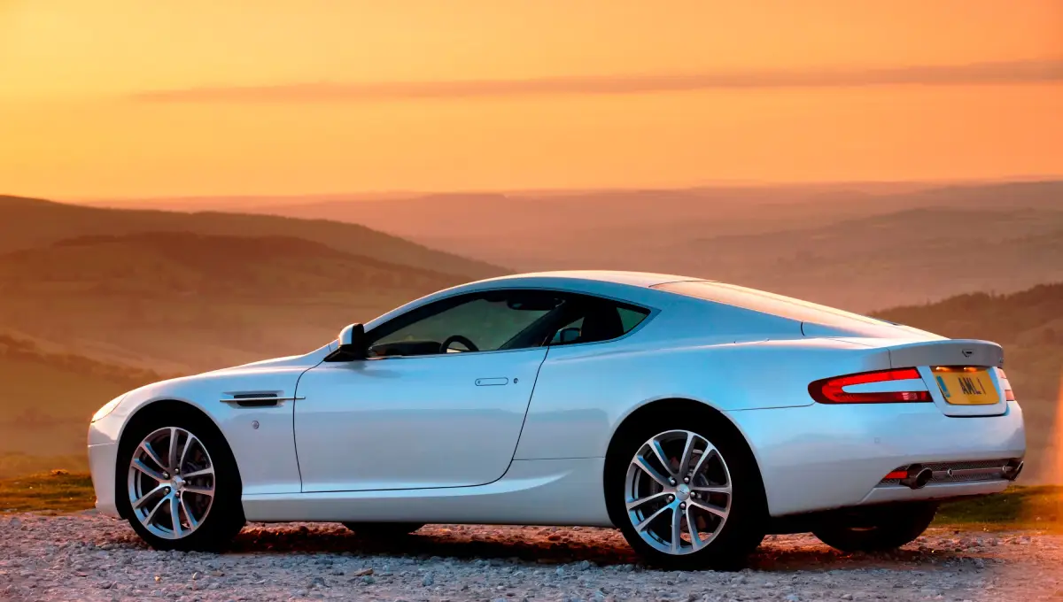 Aston Martin DB9 Car