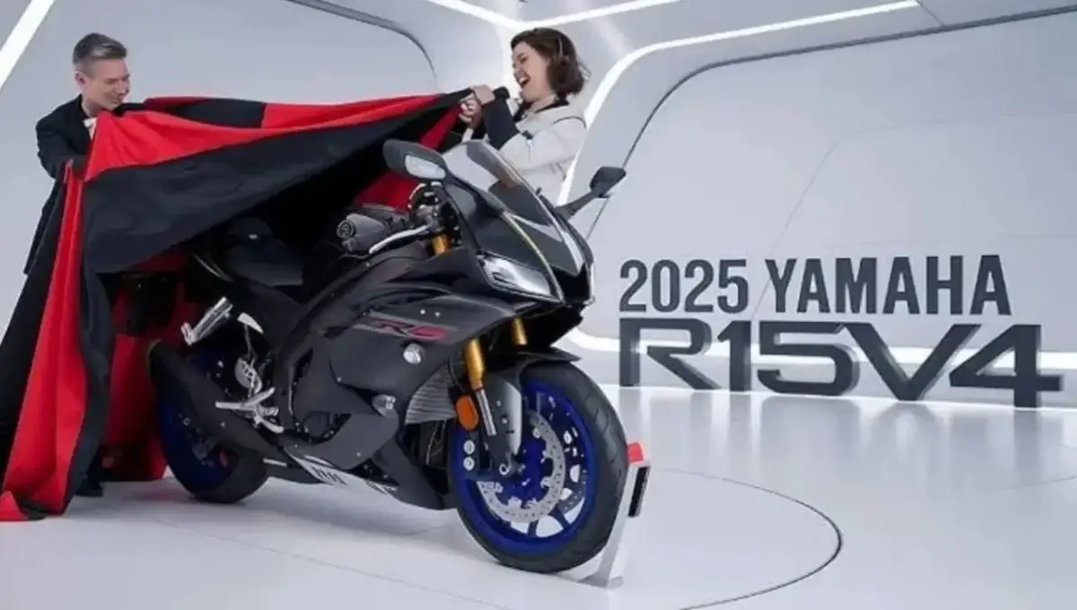 2025 Yamaha R15 V4