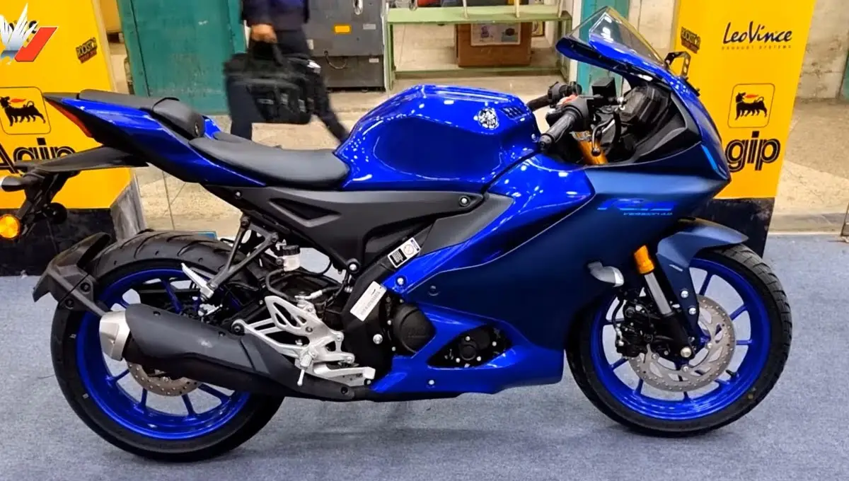 Yamaha R15 V4 Bike