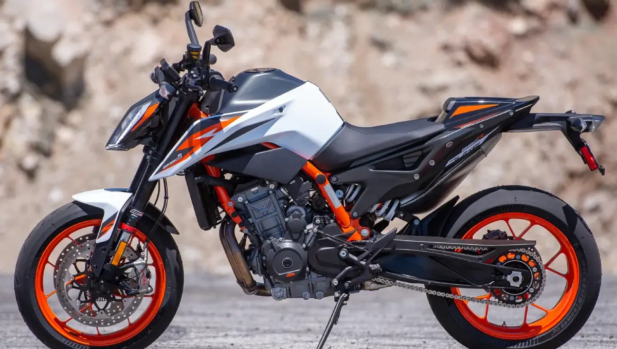 KTM 890 Duke R