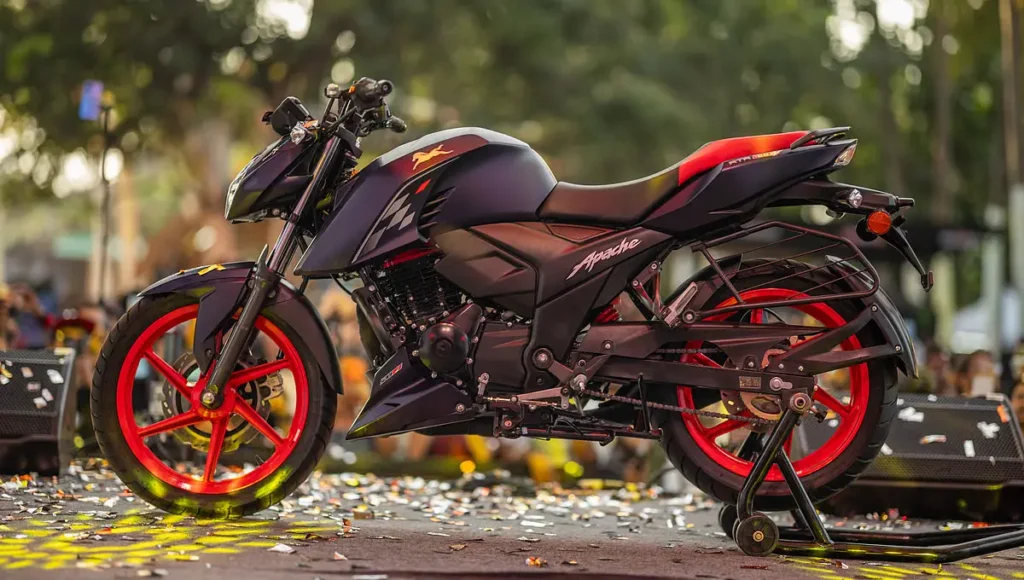 New TVS Apache RTR 160: स्टाइल, पावर और भरोसे का परफेक्ट कॉम्बिनेशन सिर्फ 1.20 लाख में new tvs apache rtr 160