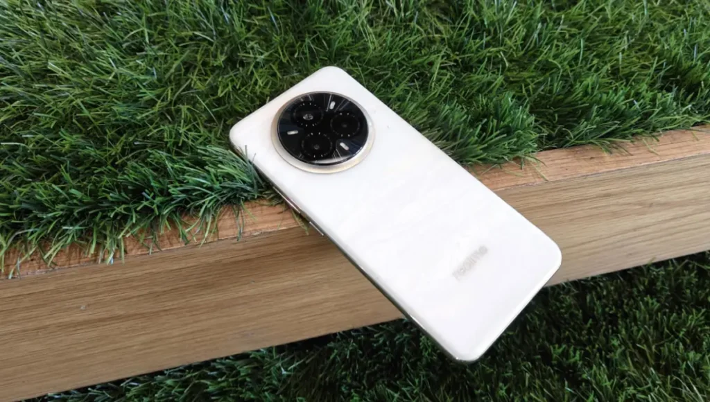 Realme 14 Pro: 40,500 में 50MP कैमरा और 6000mAh बैटरी का शानदार मेल Realme 14 Pro