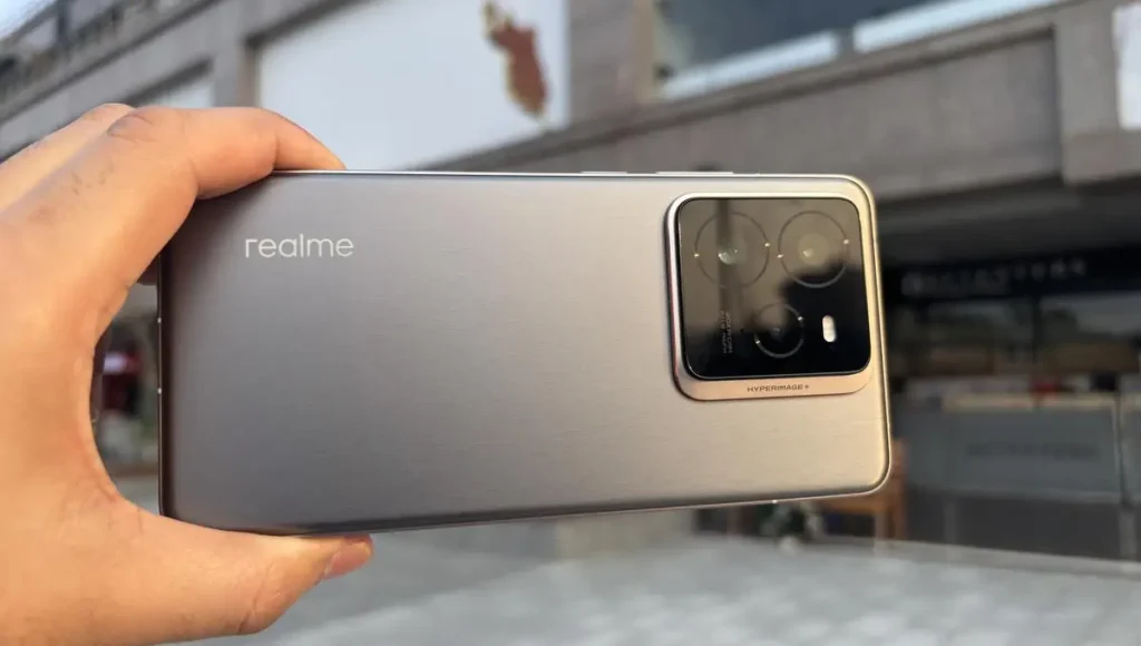 Realme GT 7 Pro: 42,998 में दमदार 7000mAh बैटरी और 8K रिकॉर्डिंग वाला स्मार्टफोन realme gt 7 pro