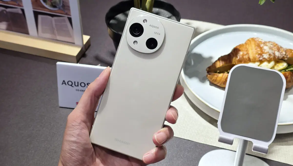 Sharp Aquos R10